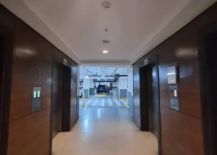 Hefty 1br -40sqm -pet -parking -moa,picc,wtc,airport Manila