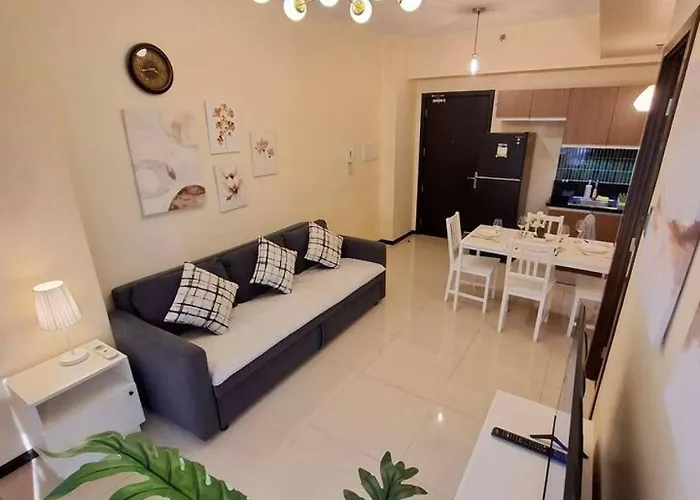 Hefty 1br -40sqm -pet -parking -moa,picc,wtc,airport Apartment *