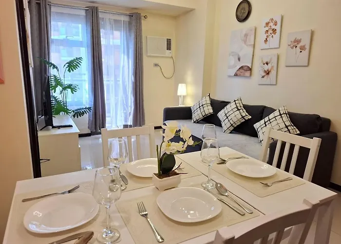 Hefty 1br -40sqm -pet -parking -moa,picc,wtc,airport Apartment *