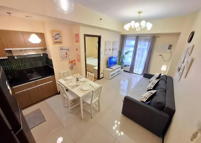Hefty 1br -40sqm -pet -parking -moa,picc,wtc,airport *