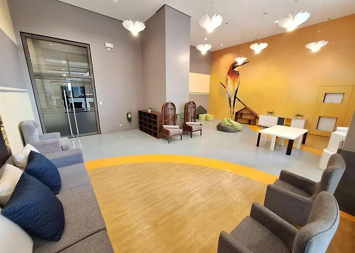 Hefty 1br -40sqm -pet -parking -moa,picc,wtc,airport Manila
