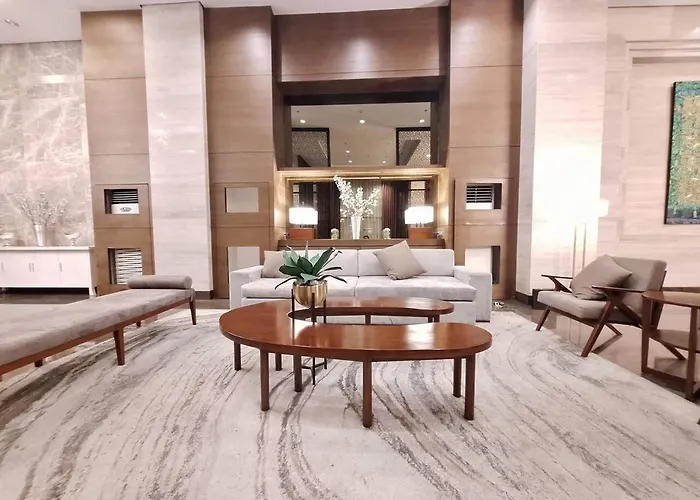 Hefty 1br -40sqm -pet -parking -moa,picc,wtc,airport