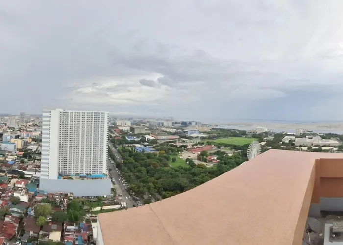 Hefty 1br -40sqm -pet -parking -moa,picc,wtc,airport Manila